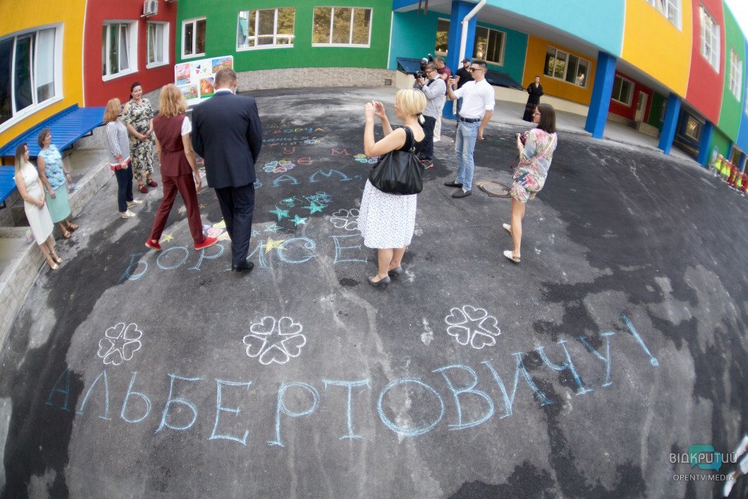 Борис Филатов заявил, что реновация школ-тысячников продвигается - рис. 4