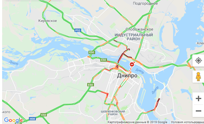 Утро начинается не с кофе: Днепр с самого утра стоит в пробках - рис. 2