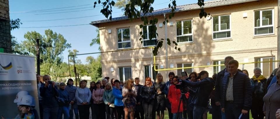 В Днепропетровской области реализуют уникальный социальный проект: открылось общежитие для переселенцев - рис. 2