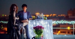Романтика 12 квартала: пара устроила романтичный ужин на крыше 9-этажки (фото) - рис. 15