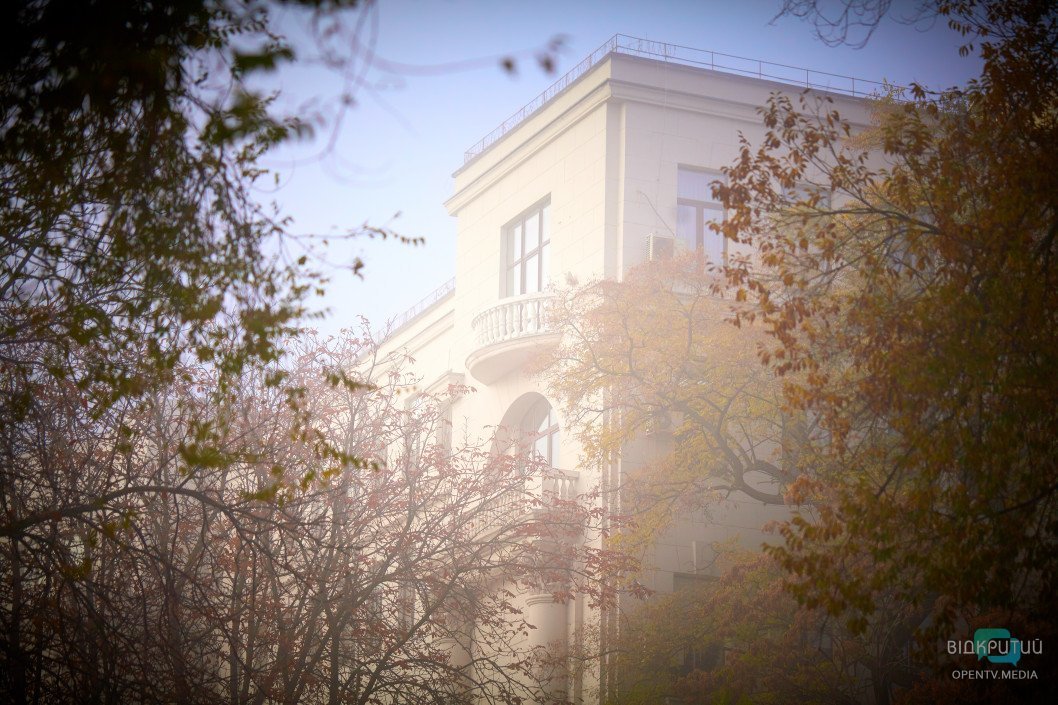 Сквер Героев в туманной дымке: фото - рис. 17