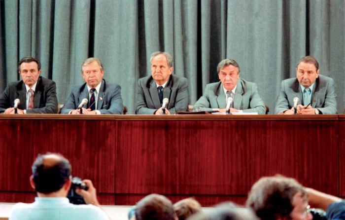Что в 1991 году писали газеты Днепра о провозглашении Украиной независимости - рис. 1