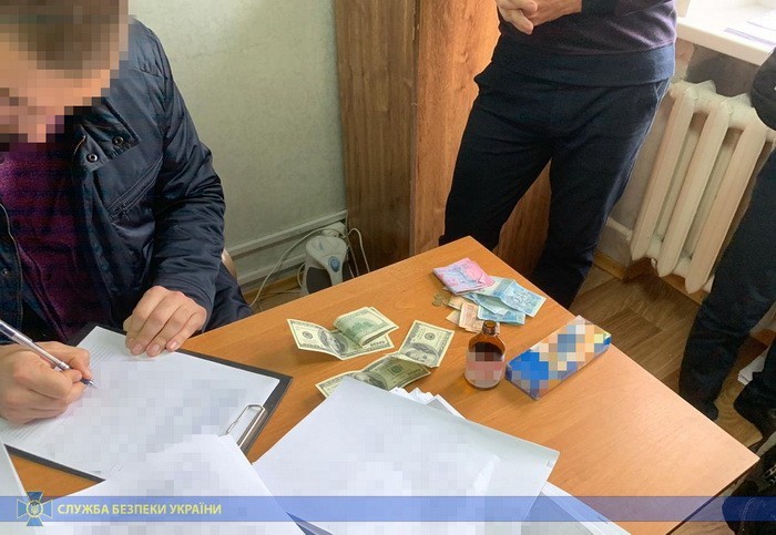 СБУ задержала на взятке чиновника из Днепра - рис. 1