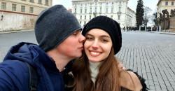 Какая нежность: телеведущий Дмитрий Комаров сделал романтический сюрприз жене - рис. 10
