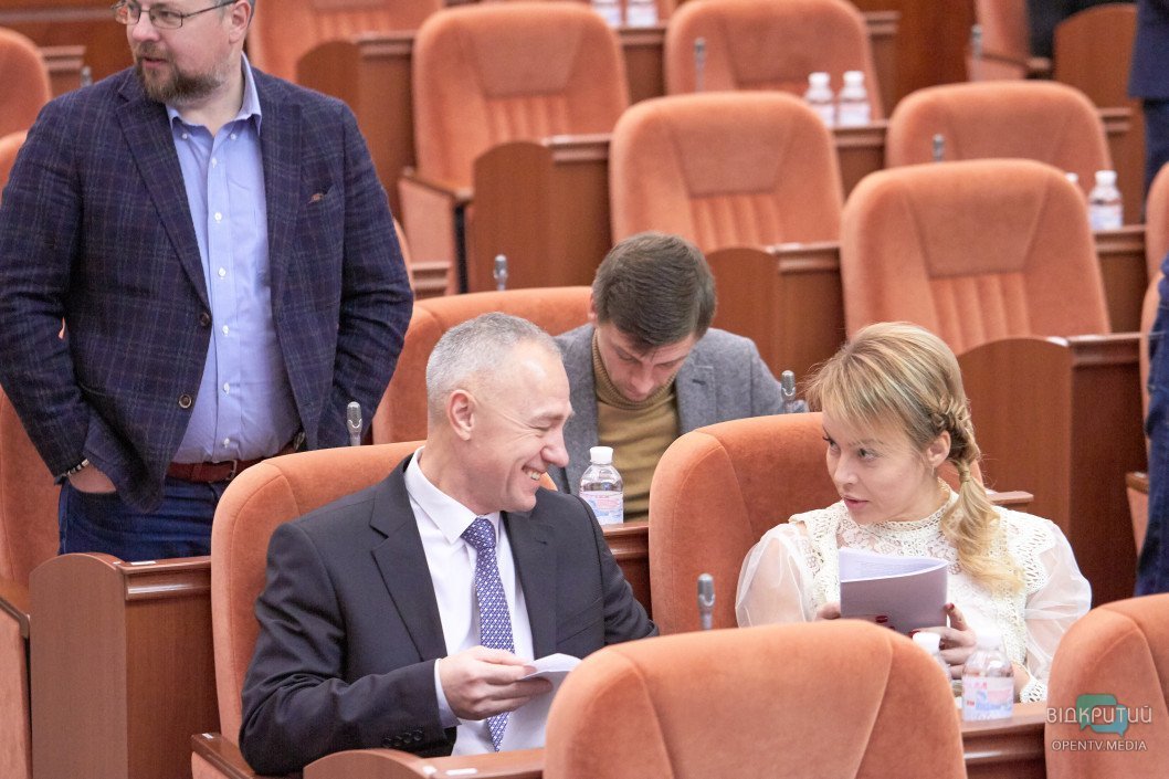 Скандал вокруг ТЭС, "скелет" для Лысенко и запрет на шум: итоги сессии горсовета Днепра - рис. 3