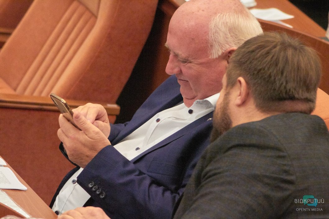 Скандал вокруг ТЭС, "скелет" для Лысенко и запрет на шум: итоги сессии горсовета Днепра - рис. 22