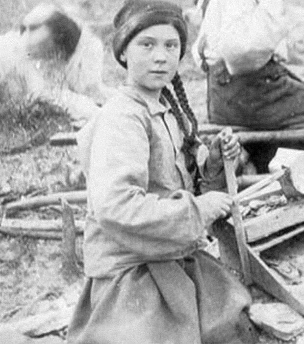 Грета Тунберг путешествует во времени: экоактивистку нашли на фото 120-летней давности - рис. 2