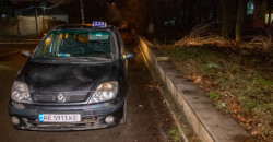В Днепре прохожие нашли авто с мертвым таксистом - рис. 16