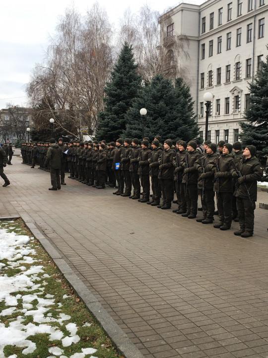 В Днепре во время присяги обручились сразу три пары - рис. 2