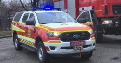 ВІДЕО: Новеньку пожежну техніку передали рятувальникам Дніпропетровщини - рис. 11