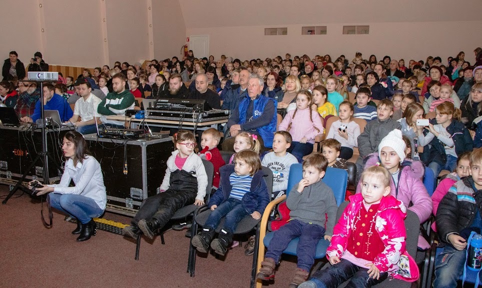"Народная филармония": на первое новогоднее выступление пришло 250 детей - рис. 6