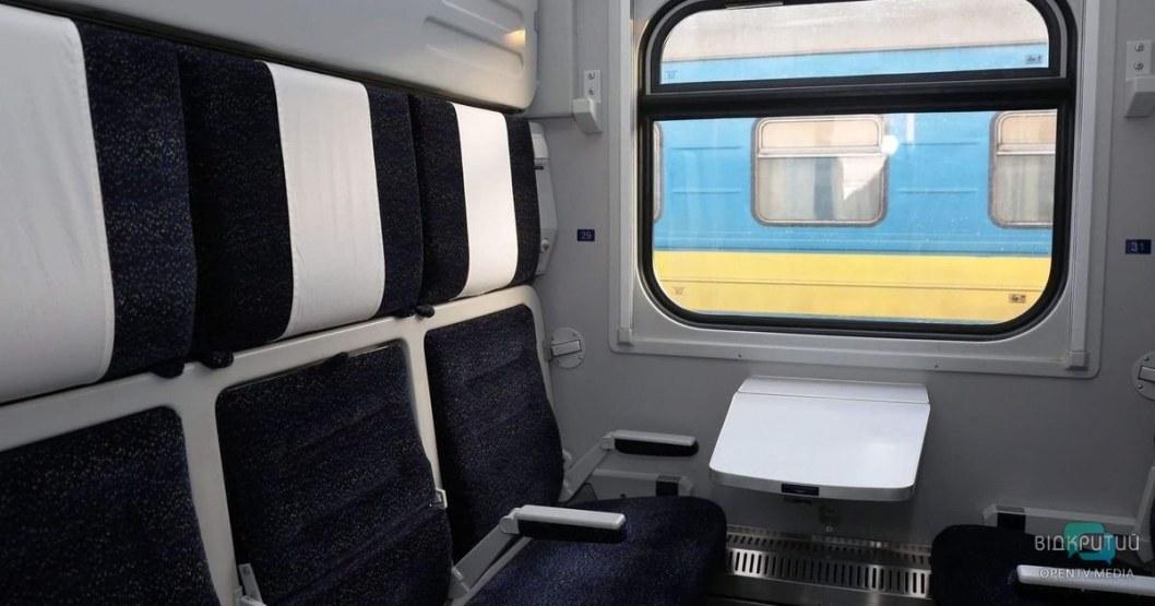 СВ вагон в поезде РЖД: схема, места, вагон внутри
