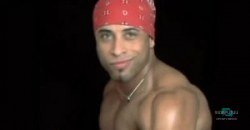 Пенсионерки заказали стриптизера в дом престарелых - рис. 3