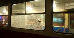 В Днепре хулиганы снова забросали трамвай камнями (ФОТО) - рис. 15