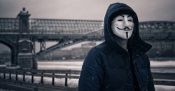 На Днепропетровщине юноши в масках Анонимуса палками избили мужчину (ФОТО) - рис. 7