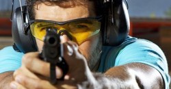 Устроил тир: житель Каменского решил разнообразить досуг стрельбой по бутылкам - рис. 5