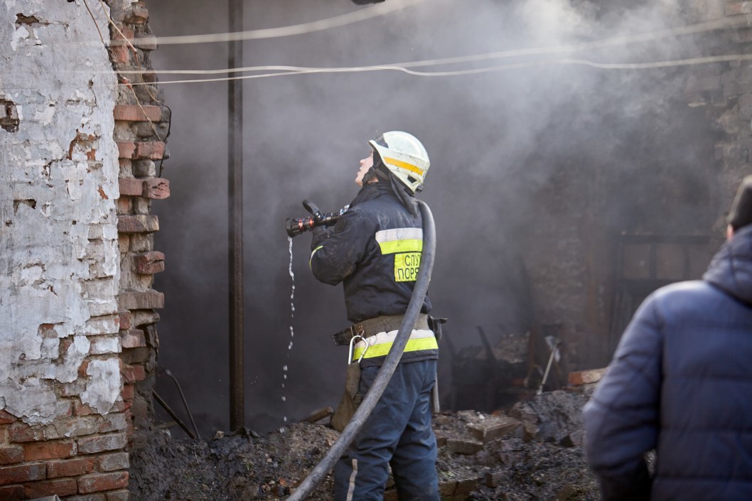 Пожар в центре Днепра: стало известно, что произошло на Антоновича (ФОТО, ВИДЕО) - рис. 5