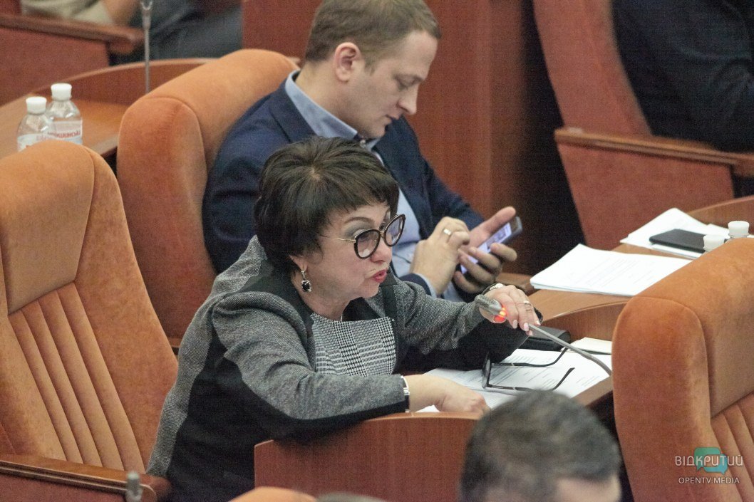 Ликвидация "Шинника" и новый зам Бориса Филатова: фоторепортаж по итогам сессии горсовета Днепра - рис. 16