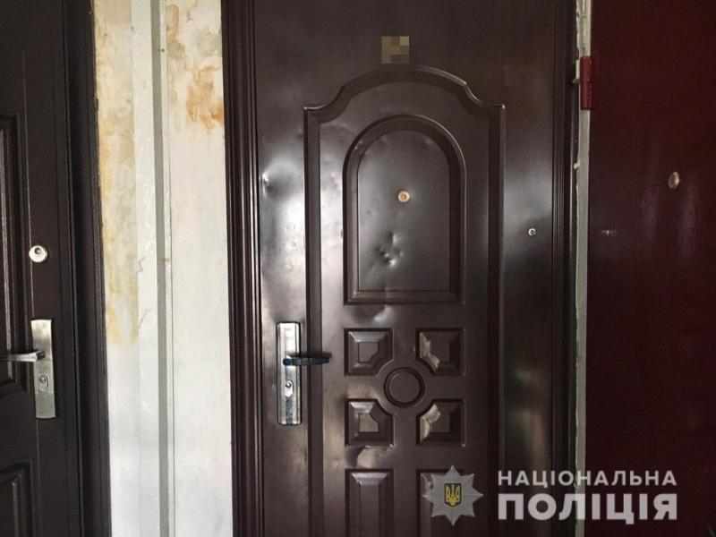 Угрожали пистолетом: под Днепром псевдогазовщики пробрались в квартиру и украли деньги