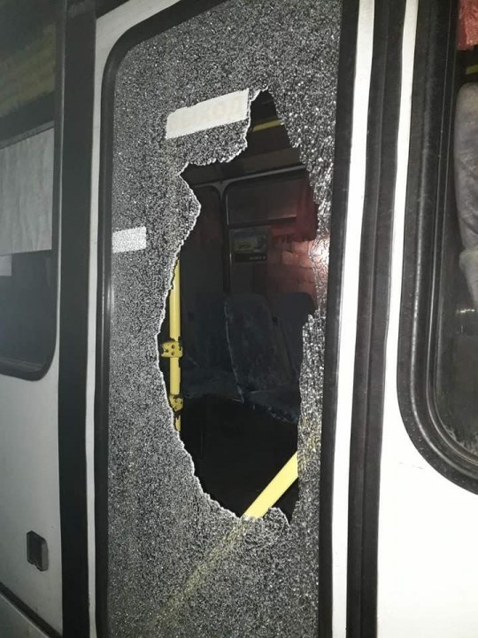 "Автобусные террористы": на Днепропетровщине транспортные средства подверглись массовым обстрелам - рис. 6