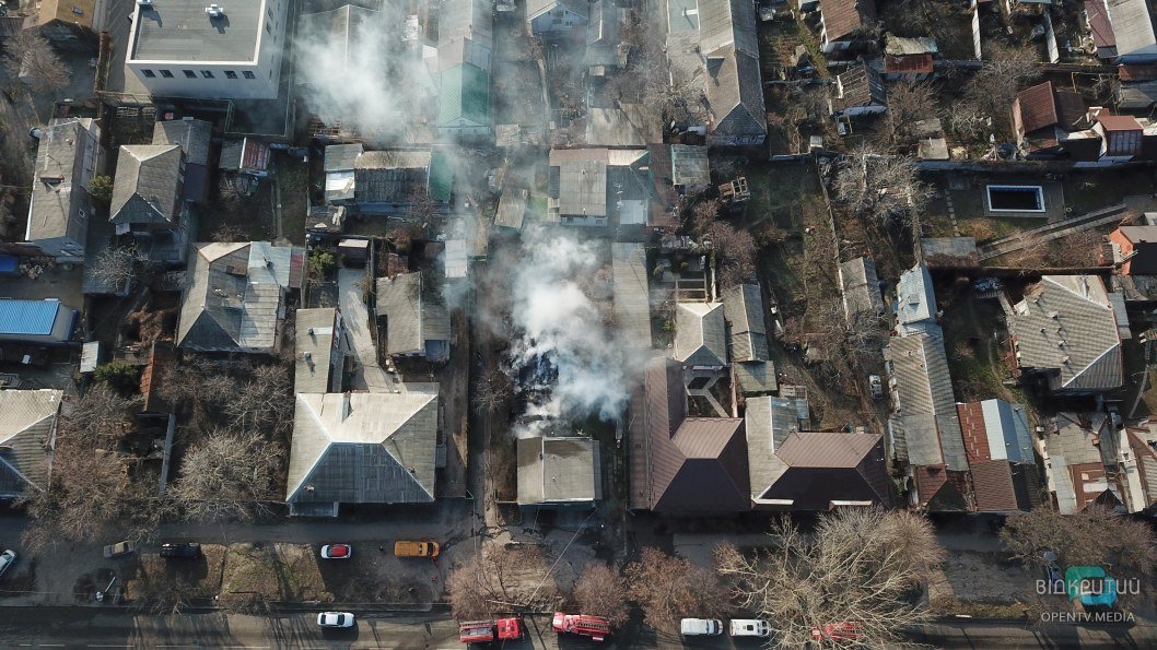 Пожар в центре Днепра: стало известно, что произошло на Антоновича (ФОТО, ВИДЕО) - рис. 14