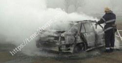 На въезде в Днепропетровскую область дотла выгорела машина - рис. 2