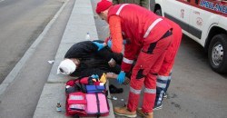 В Днепре подростки жестоко избили бездомного (ФОТО) - рис. 8