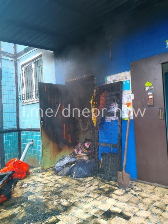 Доброта наказуема: бездомный в Днепре отплатил пожаром тем, кто его приютил (ФОТО) - рис. 1