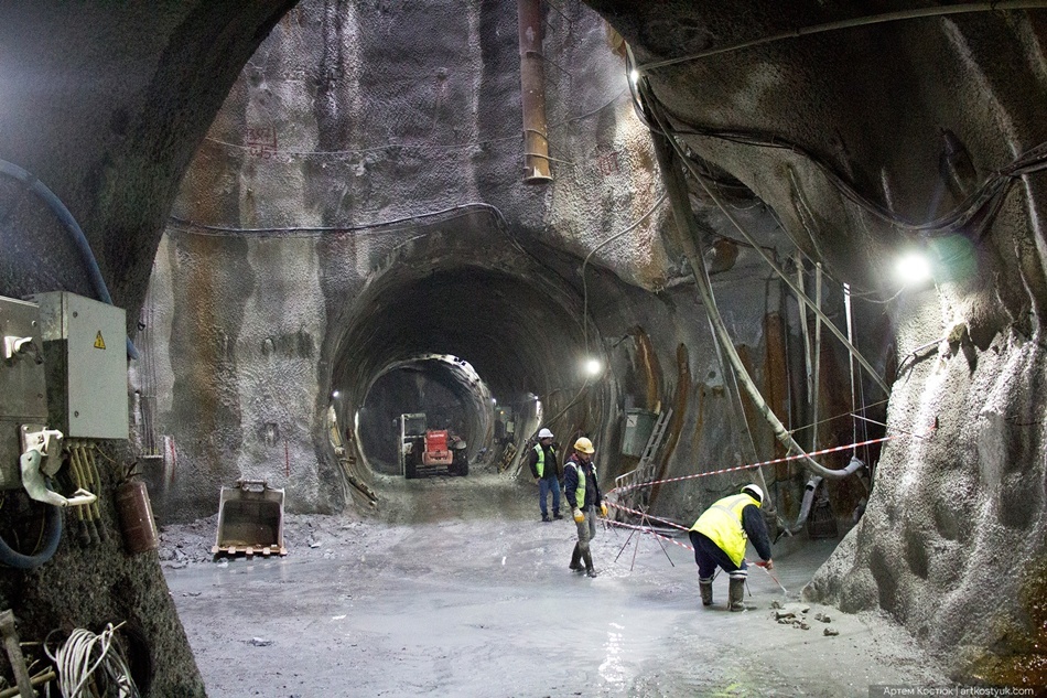 Как в кино: в Днепре блогер спустился в тоннель строящегося метро (ФОТО) - рис. 6