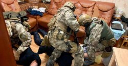 В Днепре задержали преступную группу, члены которой организовали ДТП на Слобожанском (ВИДЕО) - рис. 18
