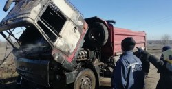 Под Кривым Рогом на ходу загорелся грузовик (ФОТО) - рис. 2