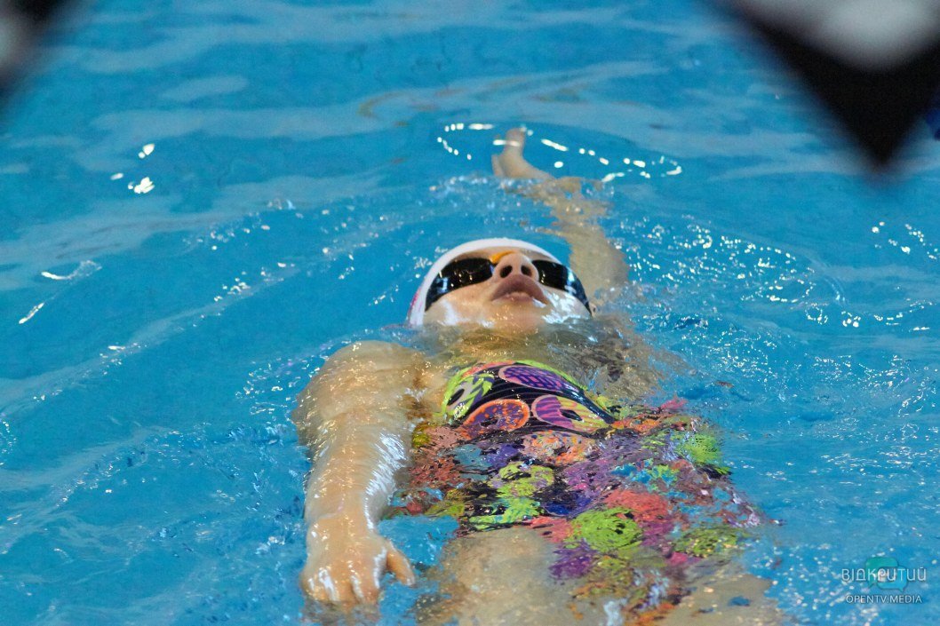 В Днепре завершился открытый чемпионат города по плаванию: более 100 детей получили разряды (ФОТООТЧЕТ) - рис. 10