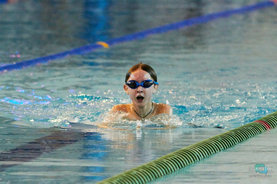 В Днепре завершился открытый чемпионат города по плаванию: более 100 детей получили разряды (ФОТООТЧЕТ) - рис. 79
