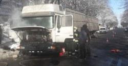 В Днепре на Рабочей загорелся грузовик - рис. 5
