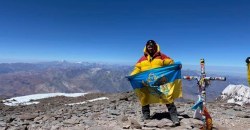 Гордимся: днепряне установили флаг Украины и спели гимн на самой высокой вершине в Андах (ФОТО, ВИДЕО) - рис. 18