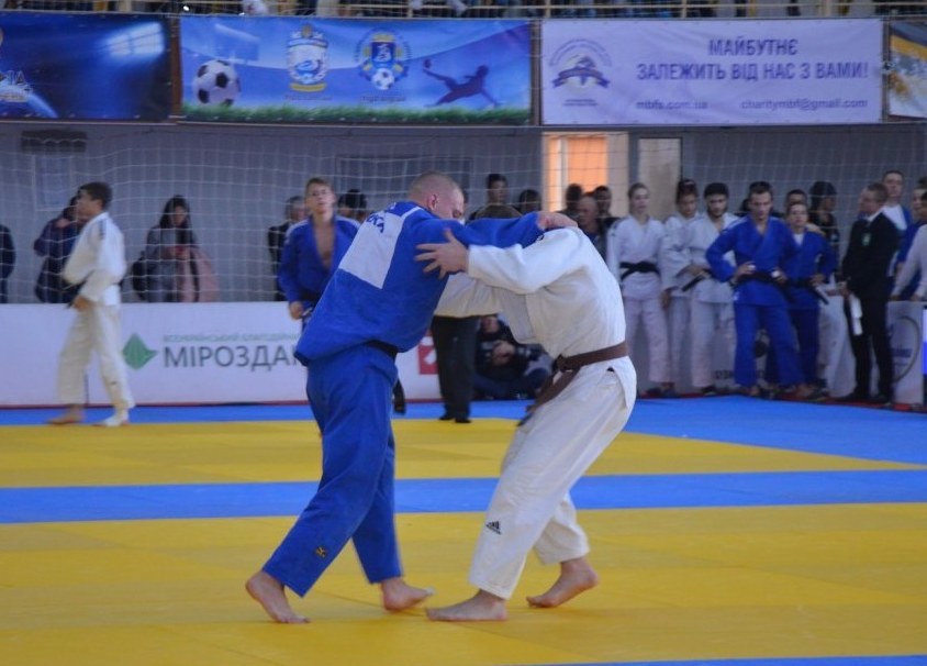Круче чем в фильмах Джеки Чана: в Днепре стартовал Чемпионат Украины по дзюдо среди юниоров и юниорок (ФОТО) - рис. 1