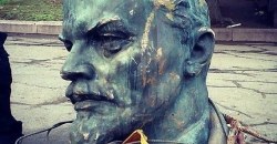 Шесть лет спустя: как в Днепре сносили памятник Ленину (ФОТО) - рис. 9
