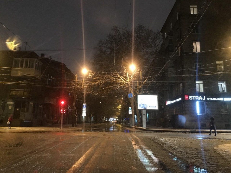 Метель и много-много снега: вечерний Днепр накрыла непогода (ФОТО, ВИДЕО) - рис. 6