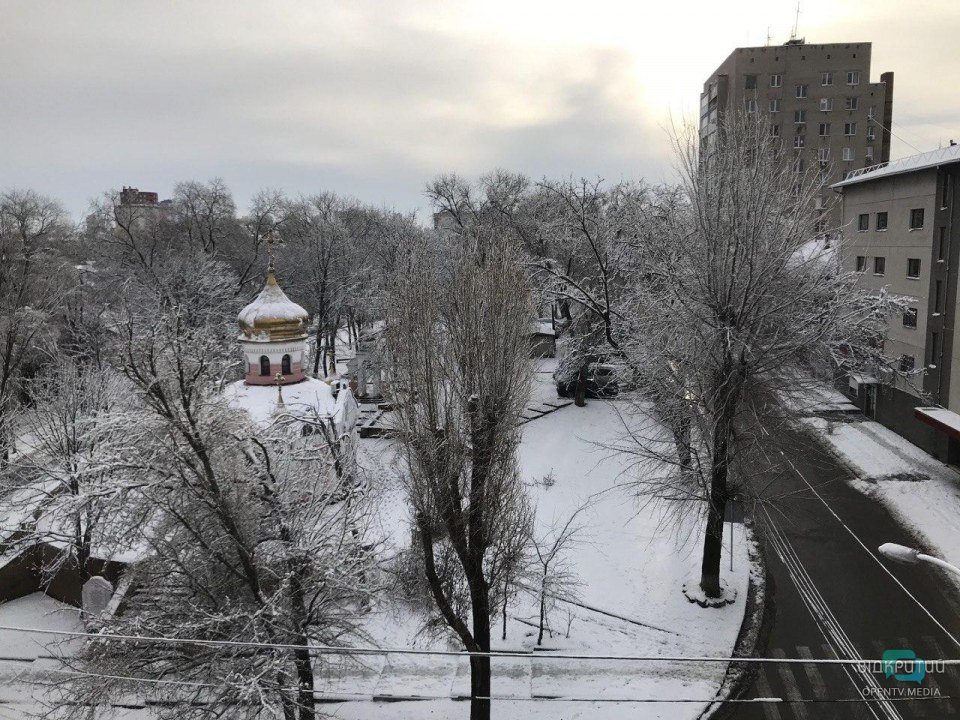 Зимний Днепр: как выглядит город после снегопада на второй день настоящей зимы (ФОТО) - рис. 15