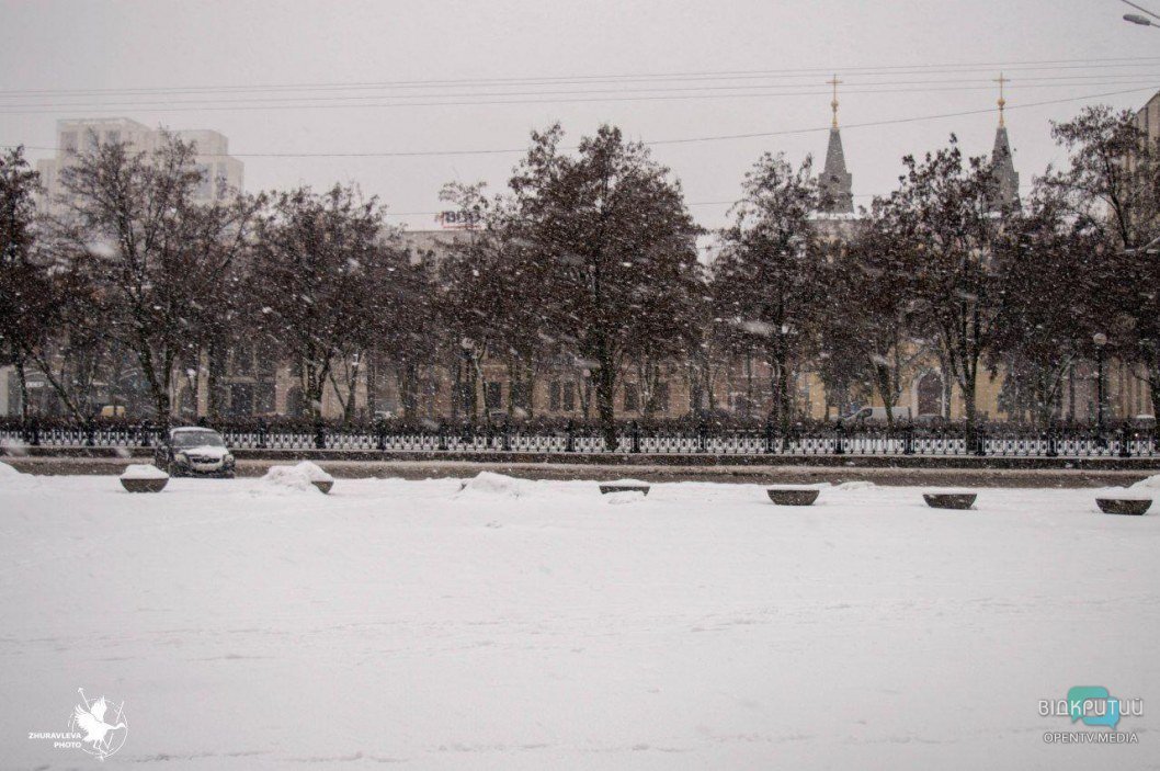 Завтра снег начнет таять: как выглядит заснеженный Днепр перед потеплением (ФОТО) - рис. 12