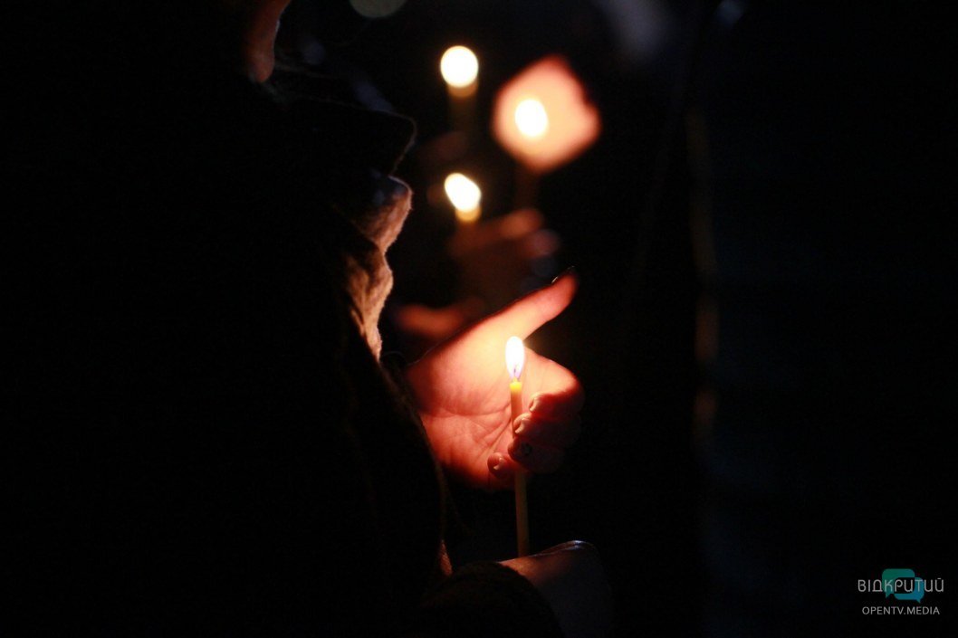 "Война не закончилась": в Днепре более 100 человек почтили память погибших бойцов АТО/ООС