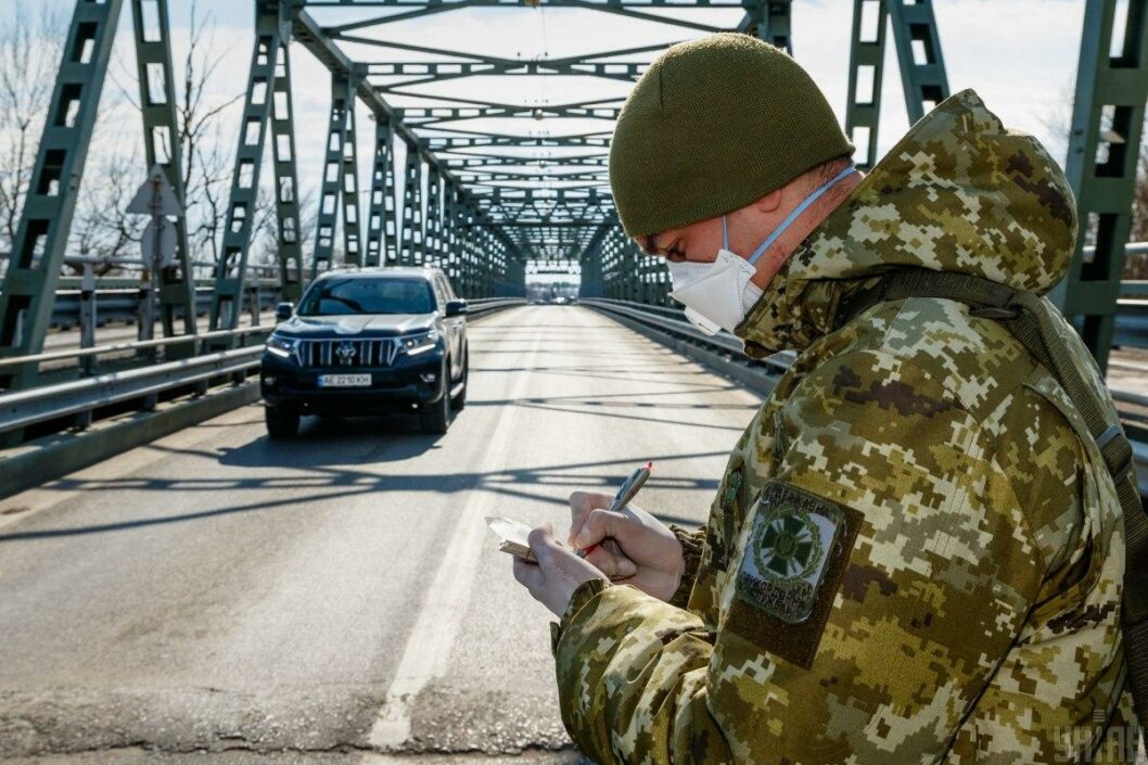 Получи ответ: что нужно знать о въезде в Украину из-за пандемии коронавируса - рис. 1