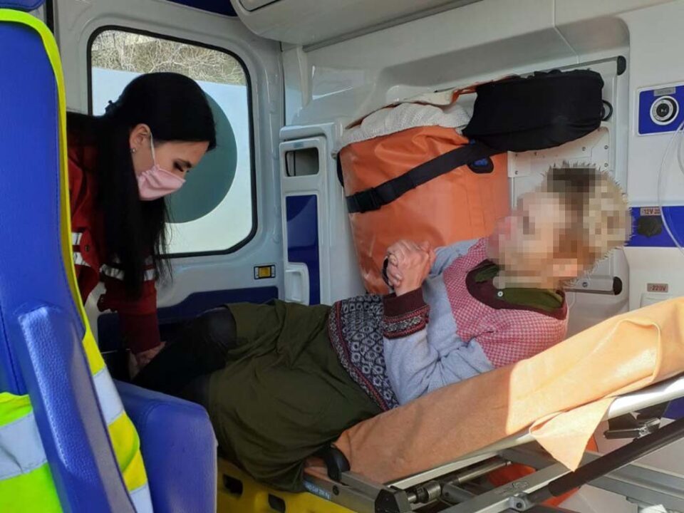 В Днепре женщина спрыгнула с Кайдацкого моста: пострадавшую госпитализировали