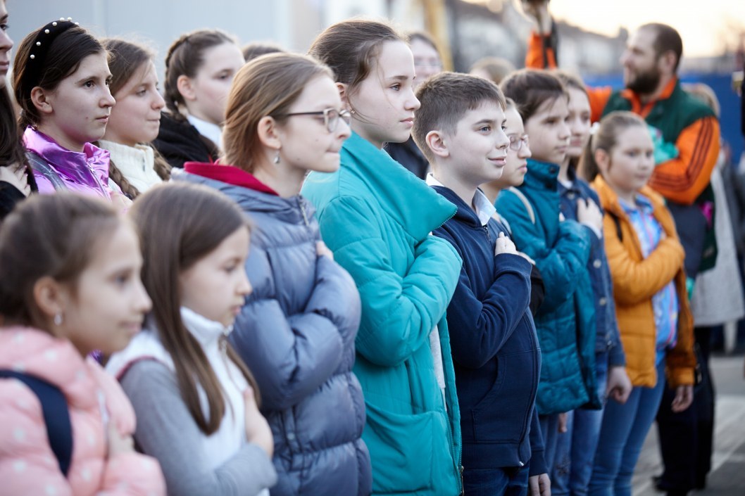 В Днепре на площади Героев Майдана отметили День Гимна Украины (ФОТО) - рис. 30