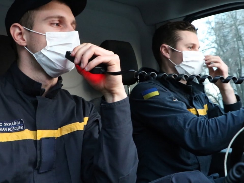 Карантинные меры: на улицы Днепропетровщины выехали машины с громкоговорителями (ФОТО, ВИДЕО) - рис. 2