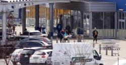 Закупки на карантине: как выглядят парковки супермаркетов Днепра - рис. 9