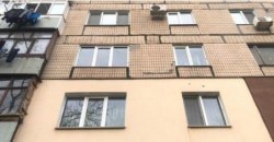 Под Днепром 5-летний мальчик выпал из окна многоэтажки - рис. 17