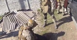 В Днепре бойцы КОРД задержали вооруженных членов ОПГ (ВИДЕО) - рис. 3