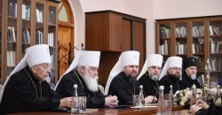 Коронавирус не пройдет: ПЦУ утвердила молитву против COVID-19 - рис. 13