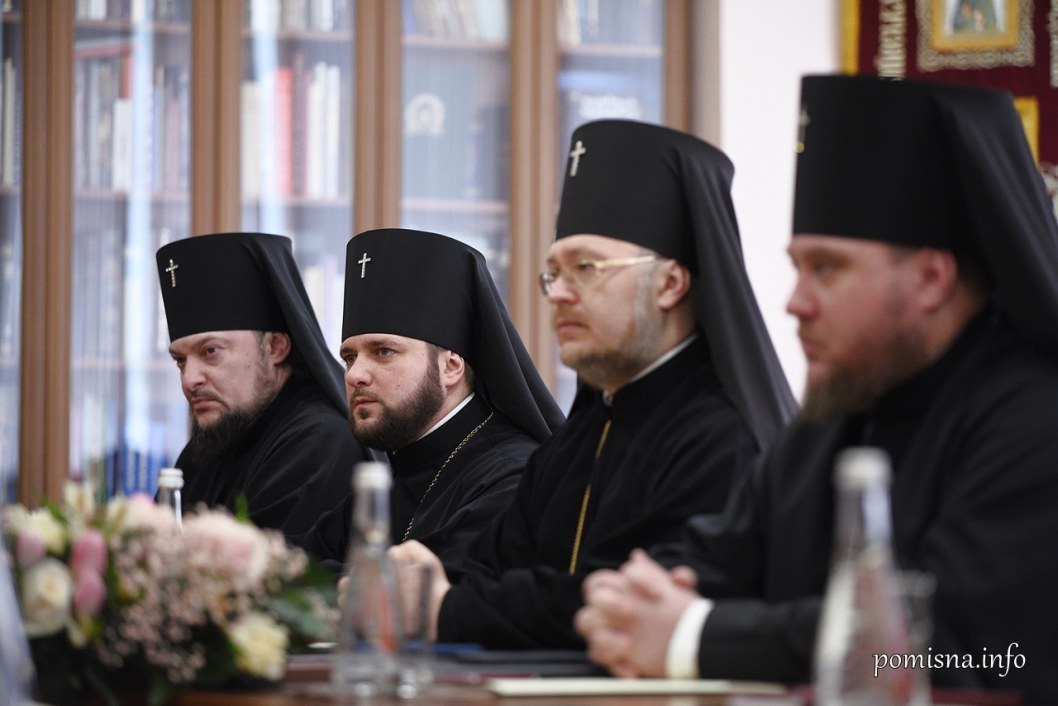 Коронавирус не пройдет: ПЦУ утвердила молитву против COVID-19